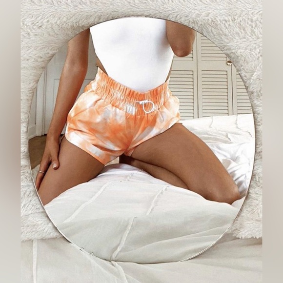 The- Die Dolphin shorts- NWOT - Picture 2 of 4